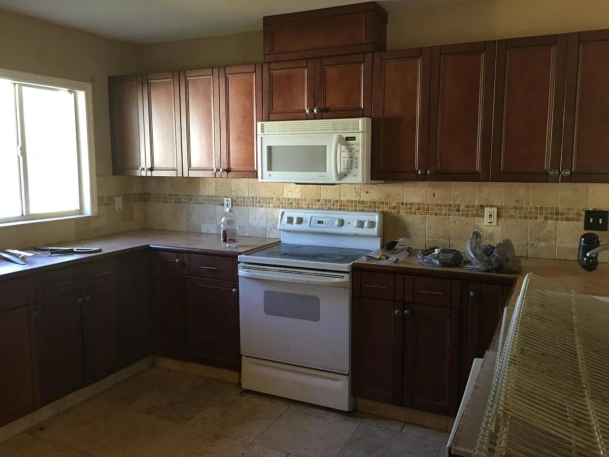 3 bed, 1852 sqft, $1,750 — Photo 2