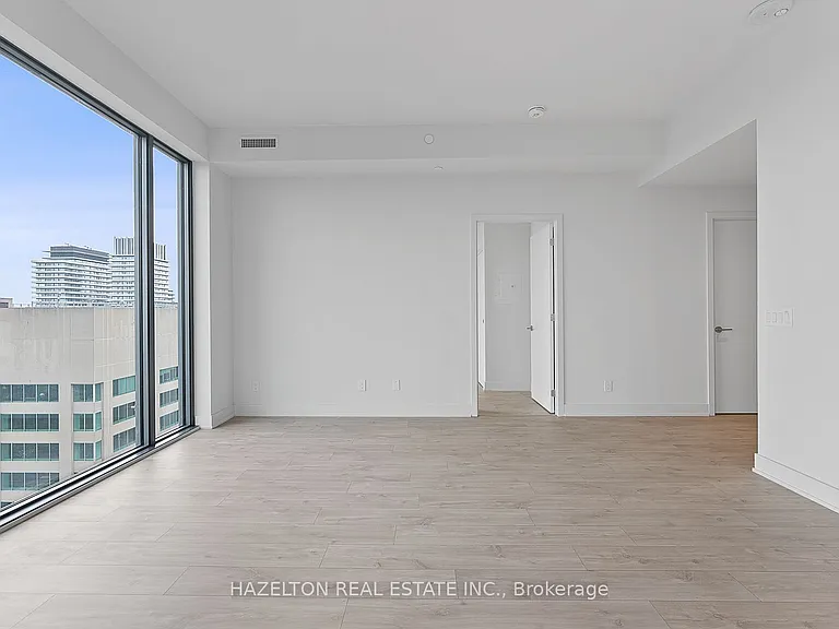 8 Cumberland St #4307 — Photo 6