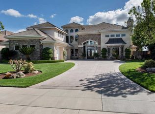 4637 N Waterside Dr, Clovis, CA 93619
