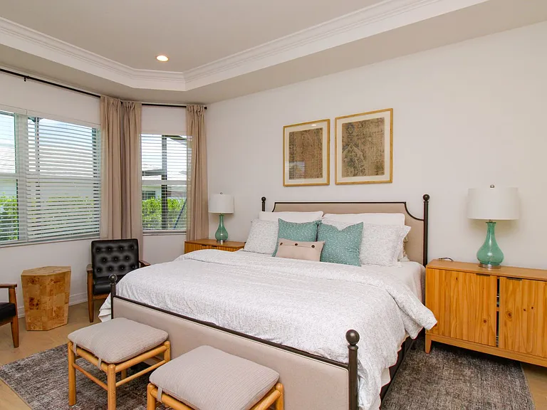 9241 Cayman Dr — Photo 30
