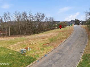370 Cormorant Dr, Vonore, TN 37885