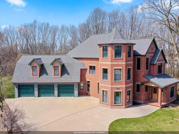 2133 Palmer Ct, Green Bay, WI 54311