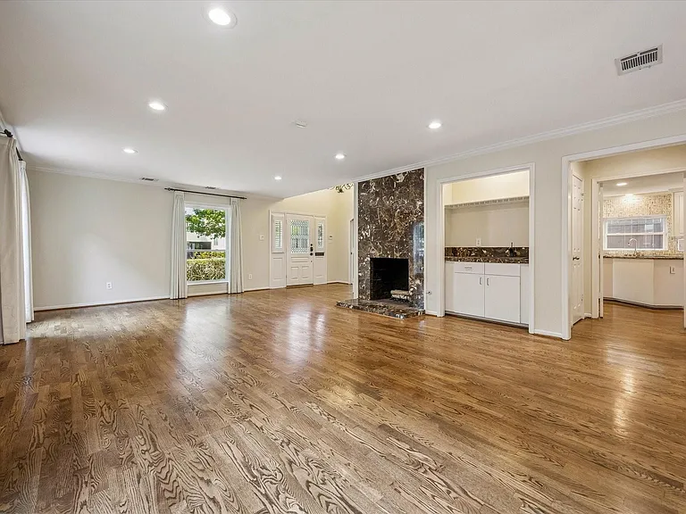 4119 Amherst St — Photo 3