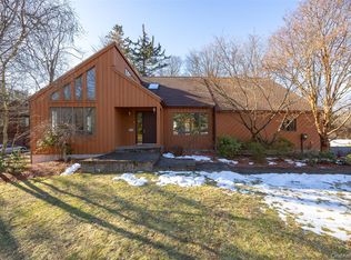 5 Chestnut Ridge Road, Poughkeepsie, NY 12603