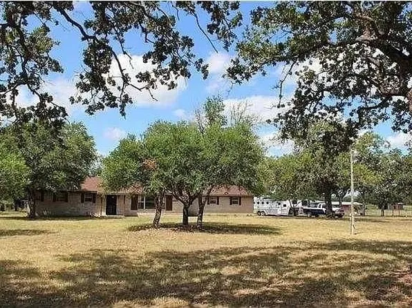 1900 Fm 1104, Kingsbury, TX 78638
