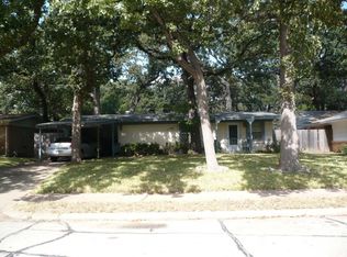 2817 Wells Rd, Irving, TX 75061