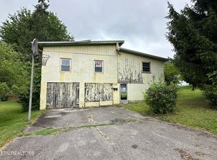 1688 Ridgeway Dr, Kingsport, TN 37664