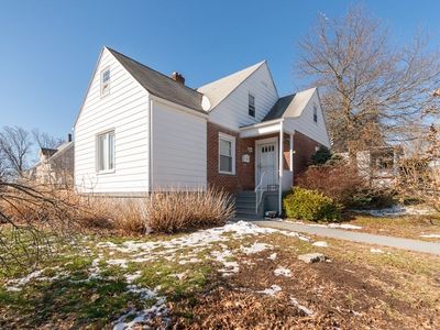 53 Everett St, Fitchburg, MA, 01420