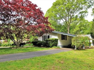 38 White Birch Cir, Niantic, CT 06357