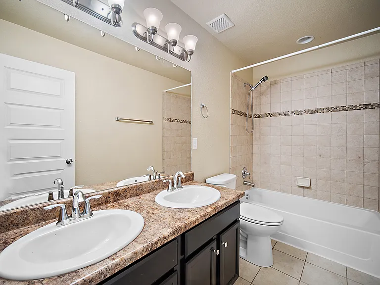 1321 Alveston St — Photo 34