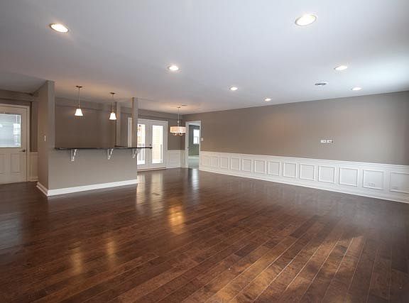 4th image of 345 Nogales St