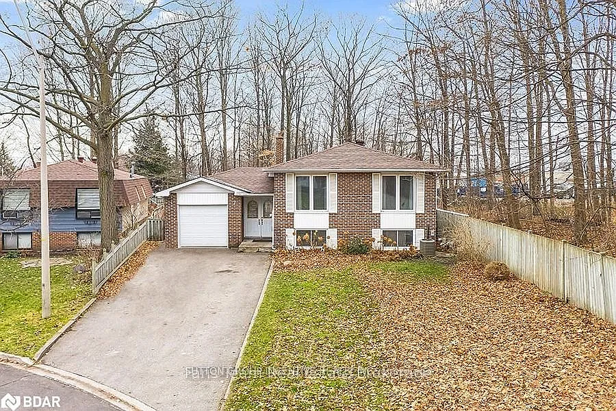 7 Rosedale Pl #UPPER