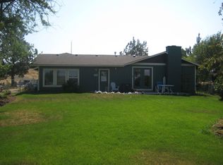 534 SE Kinkade Rd, Madras, OR 97741