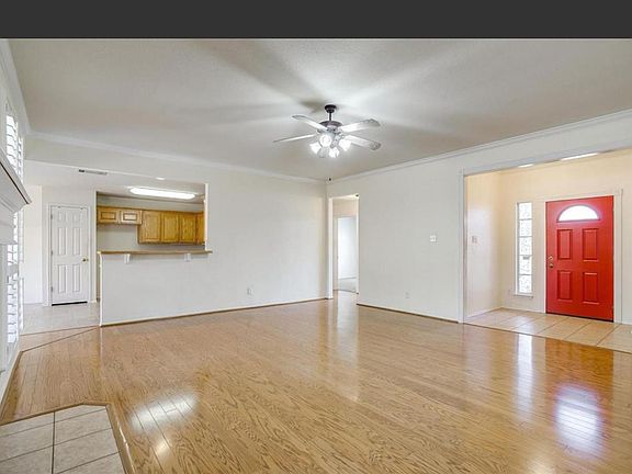 2nd image of 1004 Redfish Dr