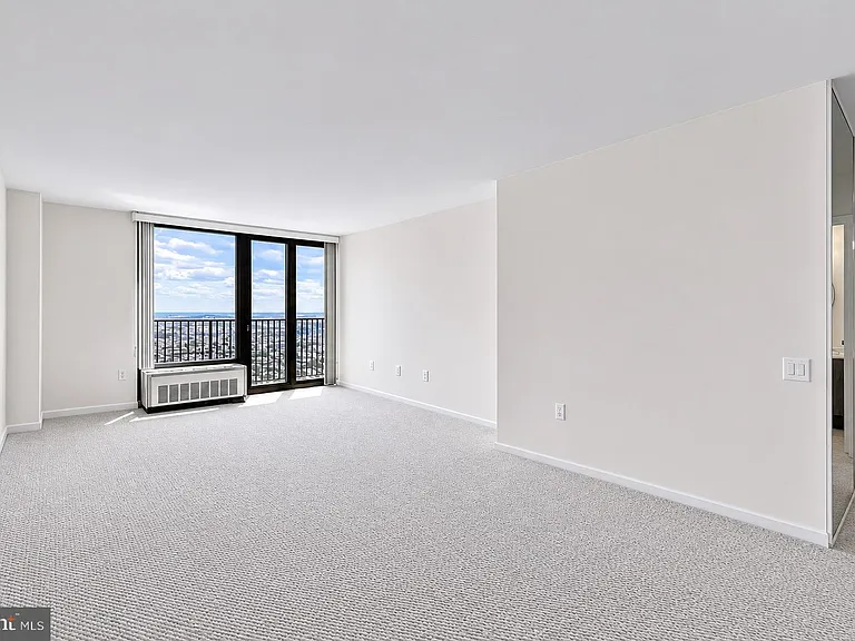 1420 Locust St #37P — Photo 1