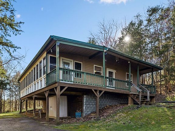 3rd image of 252 Rarick Ln