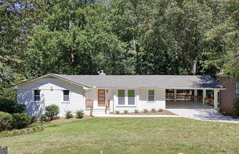 1st image of 2566 Melinda Dr NE