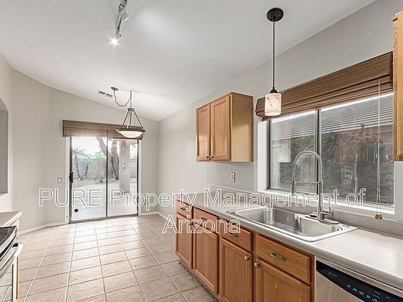 5th image of 3435 E Wahalla Ln