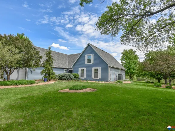 2000 W Dunraven Ln, Lincoln, NE 68523