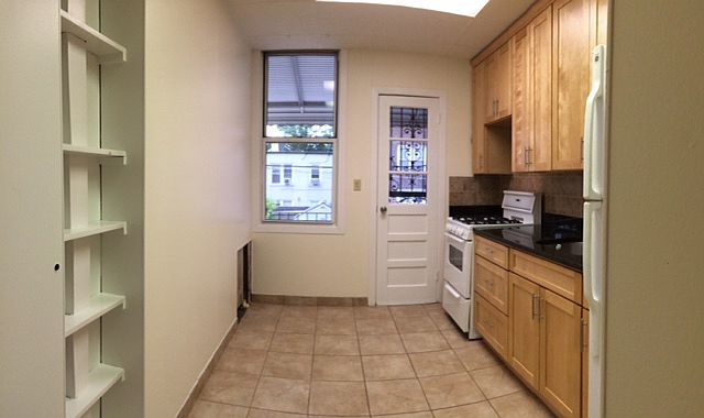 1st image of 2550 31st St APT 2