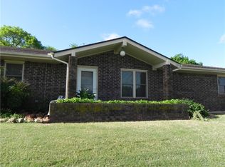 119 Stonegate Dr, Guthrie, OK 73044