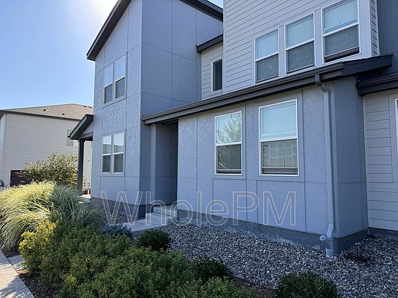 3rd image of 16254 E 47th Dr
