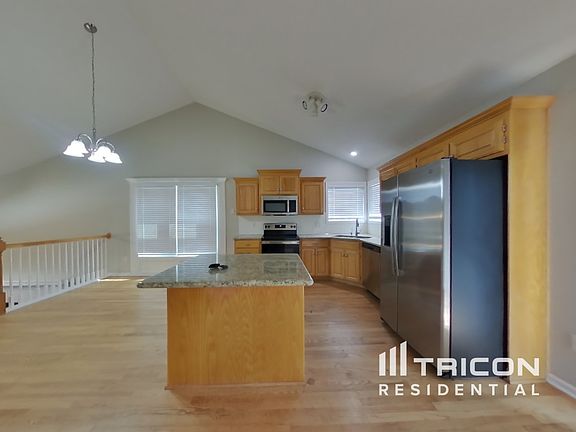 5th image of 16391 W 157th St