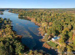 290 Long Lake Dr, Hastings, MI 49058