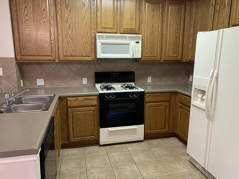 11000 Anderson Mill Rd #29 — Photo 26