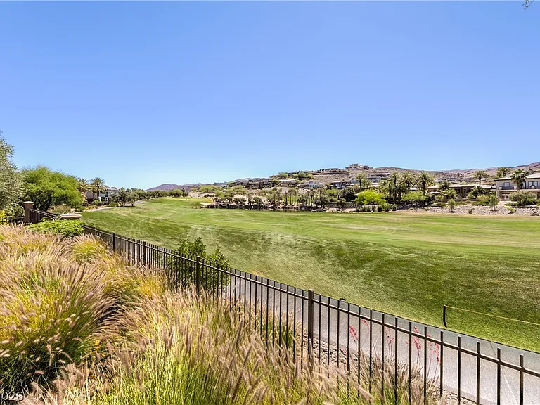 1501 Foothills Village Dr — Photo 80