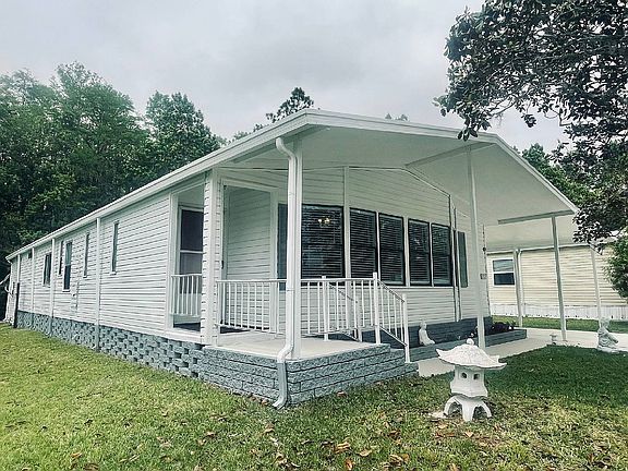 2nd image of 713 Forest Ln