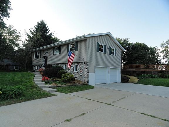2nd image of 6976 Lark Ave