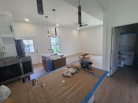 5th image of 3401 Audubon Ct #3401