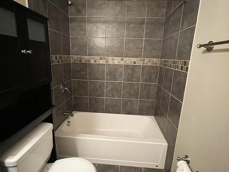 440 S Fairmount St #3 — Photo 9