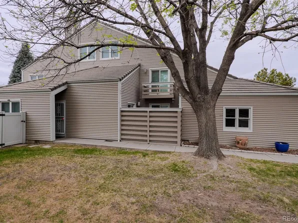 2267 S Yosemite Circle, Denver, CO 80231