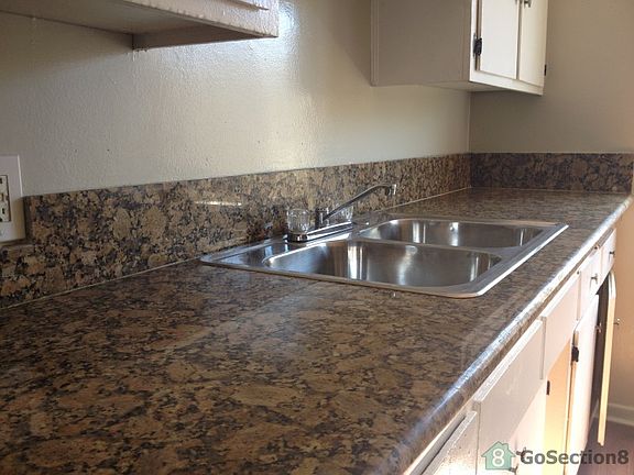 4th image of 853 Glenway Dr APT 7