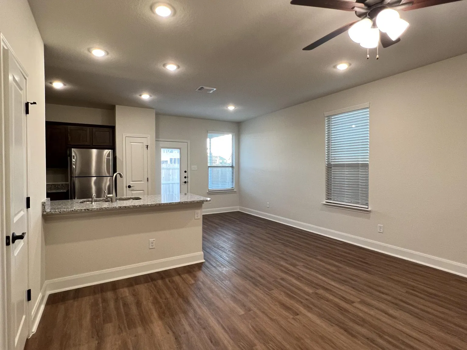 7513 Astro Field San Antonio, Tx. 78253 - 102 — Photo 3