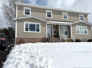 9 Harris St, Oromocto, NB E2V0A7