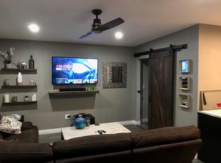 915 N Lowell St, Santa Ana, CA 92703