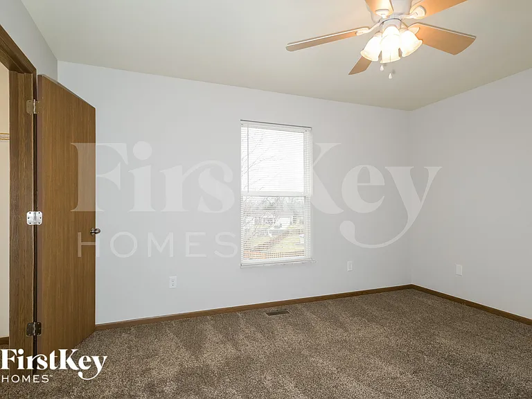 710 Tobermory Ct — Photo 15