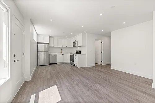 62 E 21st Ave #2 Photo 1