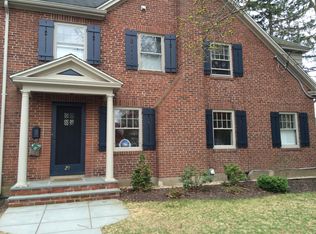 29 Pelham Rd, West Hartford, CT 06107