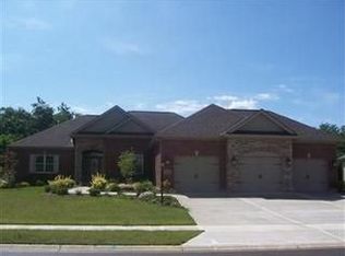 218 Triple Crown Dr, Vandalia, OH 45377