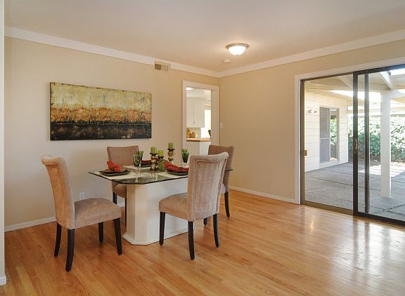 3rd image of 1747 Dolores Dr
