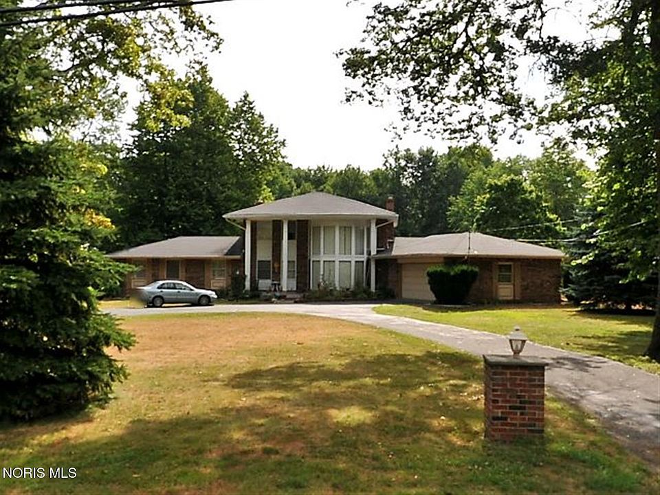 1st image of 28 N Centennial Rd