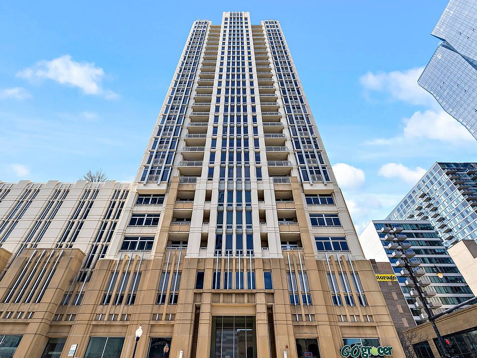 1st image of 1400 S Michigan Ave APT 505