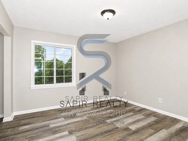 2045 Alison Ct SW #5 — Photo 9