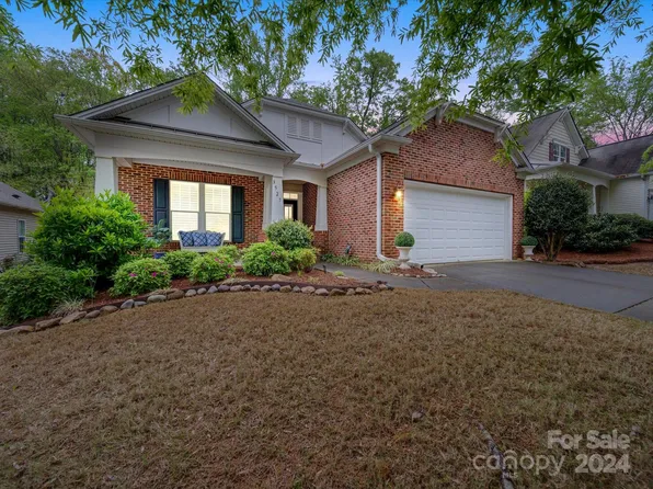 3527 Darlington Rd, Matthews, NC 28105