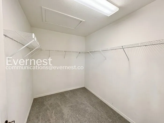11211 Flora Springs Dr — Photo 23