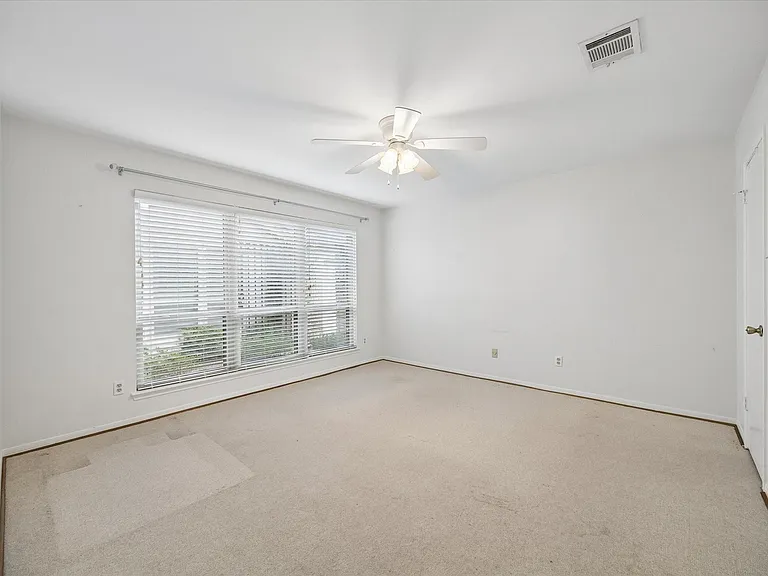 12107 Burgoyne Dr — Photo 17